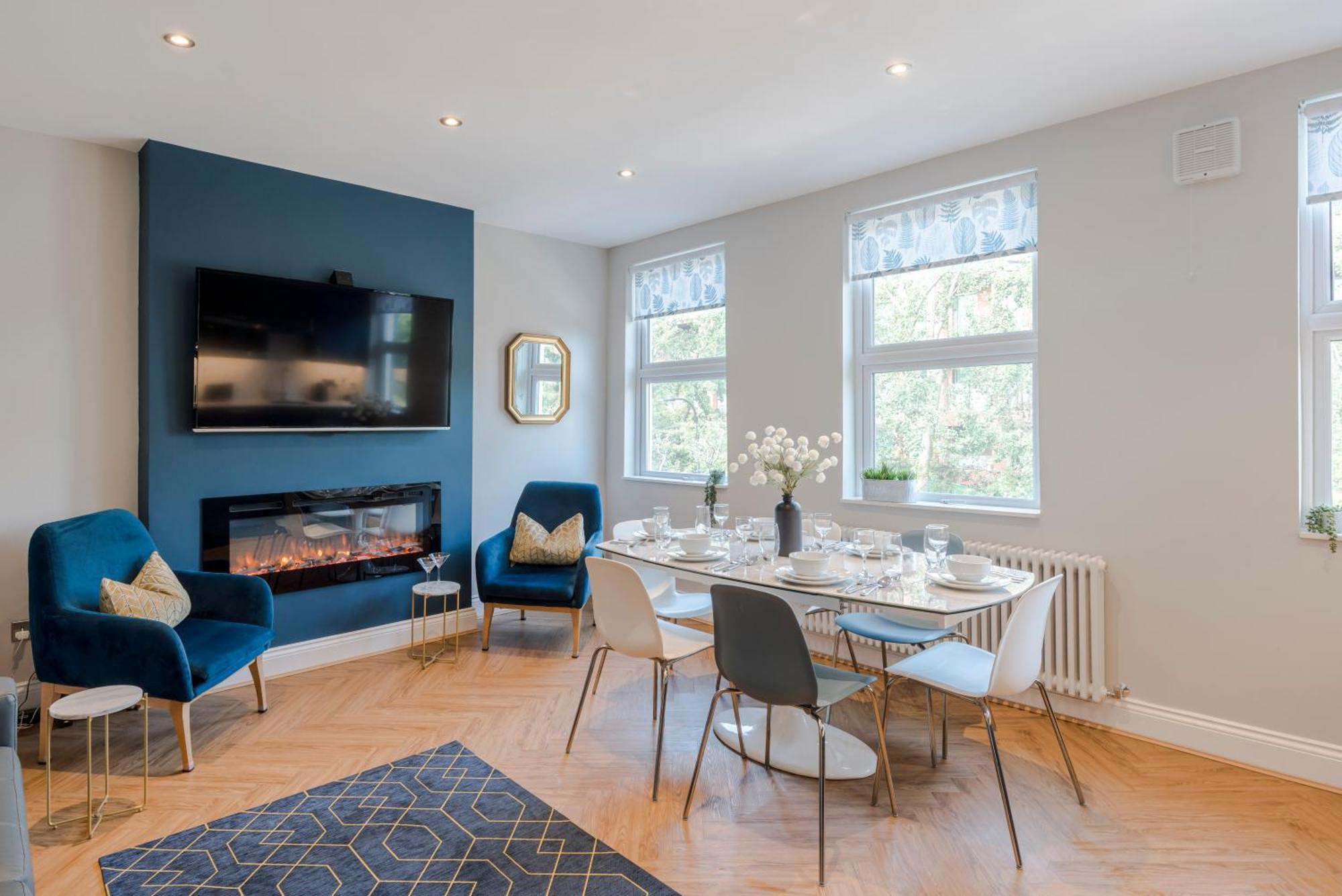 Stunning 3 Bed Duplex Apartment In The Heart Of West Hampstead Лондон Екстериор снимка
